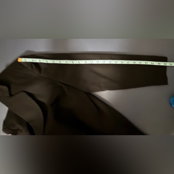 Black Blazer Size 10. Lined. Single Breasted. Adolfo Studio. - Picture 3 of 6